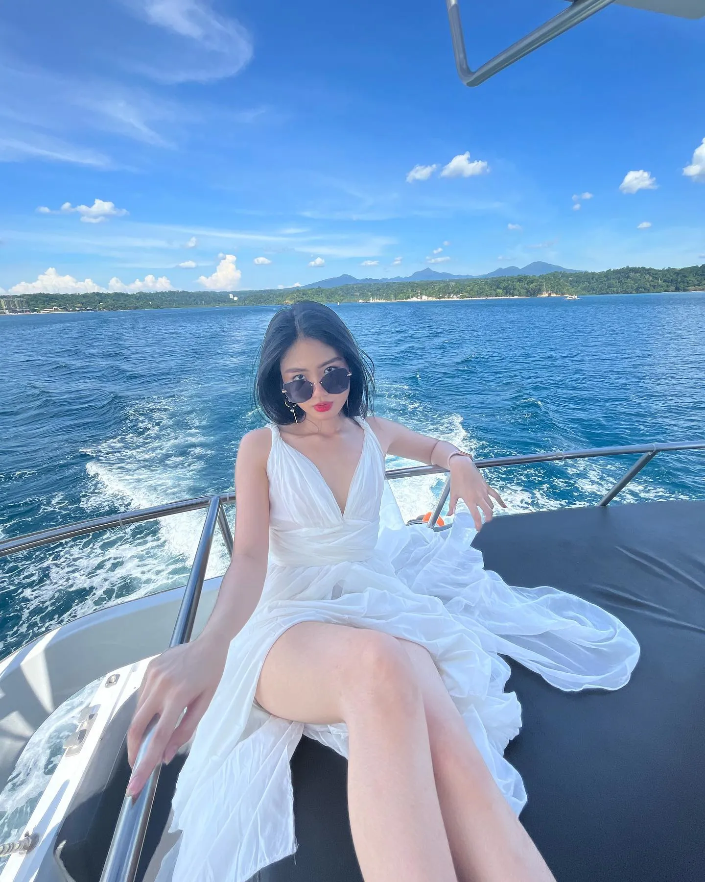 Azi Acosta - azi-acosta-sexy-3.webp